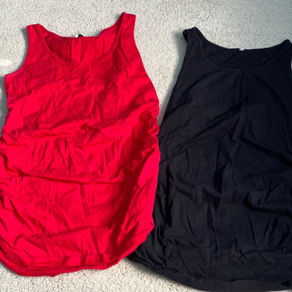 Red and Black Sleeveless Women's Tops